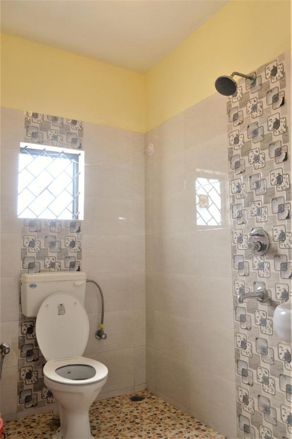 Monte Villa Guest House Кандолим Экстерьер фото