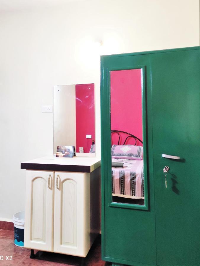 Monte Villa Guest House Кандолим Экстерьер фото