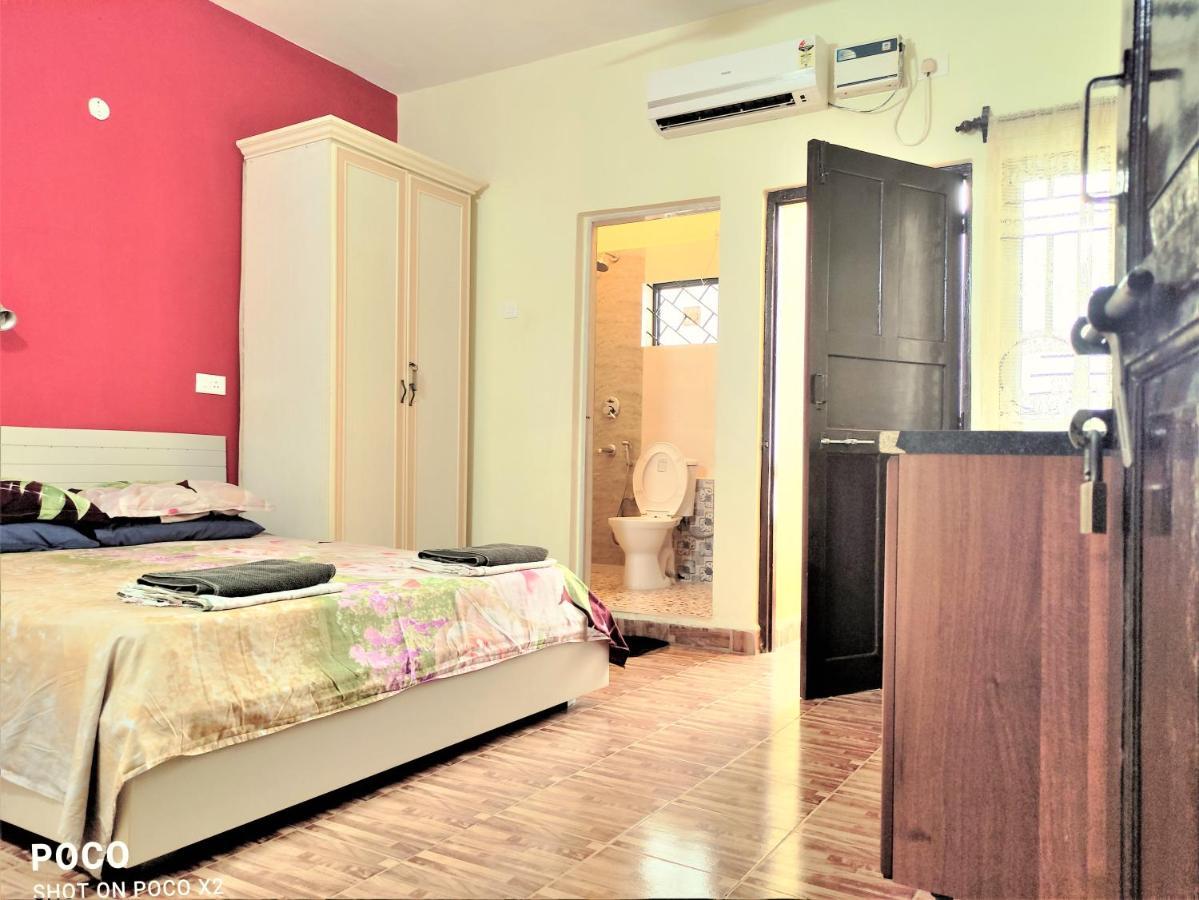 Monte Villa Guest House Кандолим Экстерьер фото