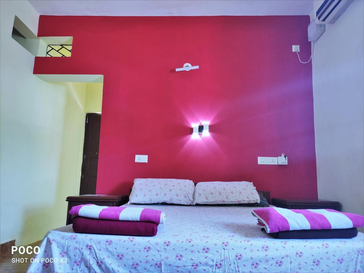 Monte Villa Guest House Кандолим Экстерьер фото