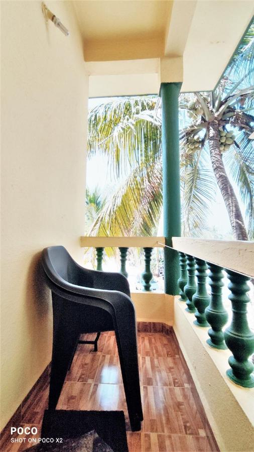 Monte Villa Guest House Кандолим Экстерьер фото